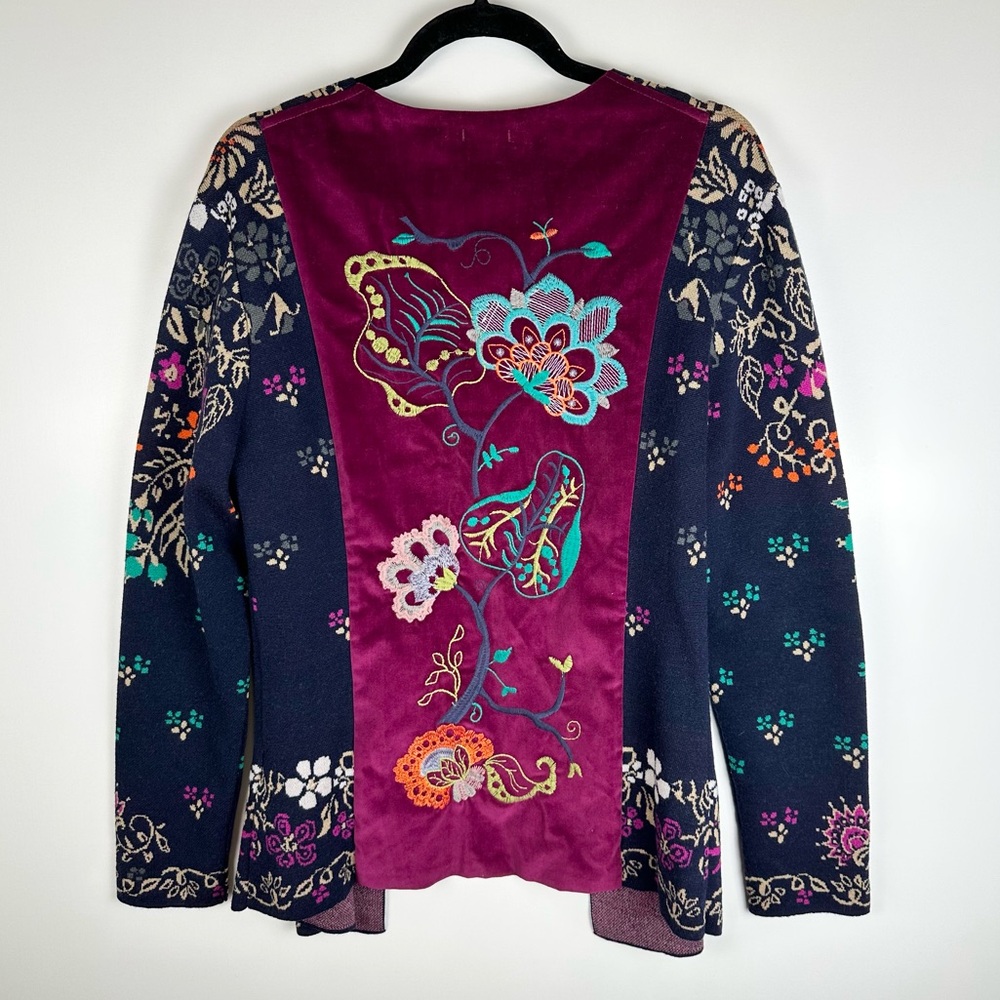 IVKO Intarsia Velvet Snap Front Cardigan